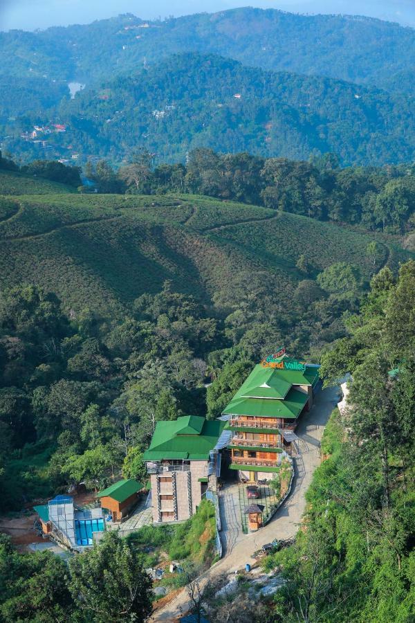 Grand Valley Resort Anachal Esterno foto